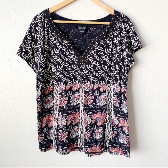 Lucky Brand Tops - Lucky Brand Split Neck Tee - Size XL